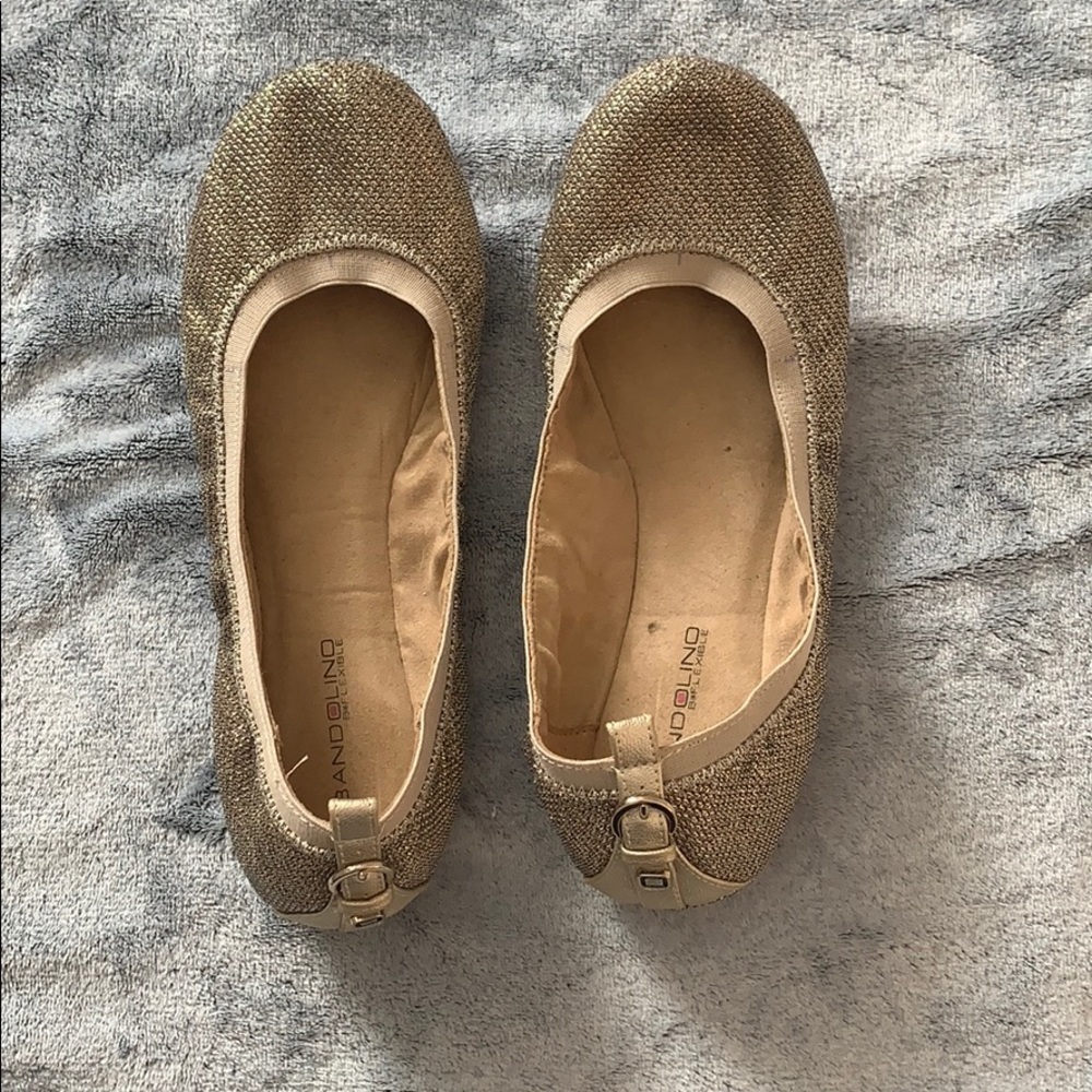 Bandolino Flats